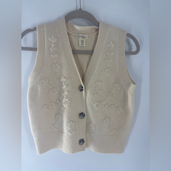 Jessica Simpson Cream Floral V-Neck Sweater Vest - Picture 2 of 8